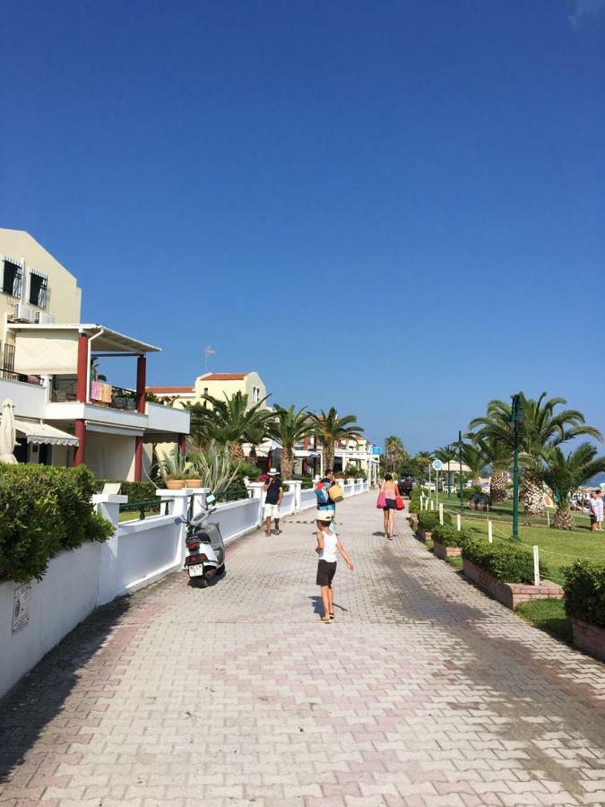 Irina House Pefkohori Apartment ภายนอก รูปภาพ